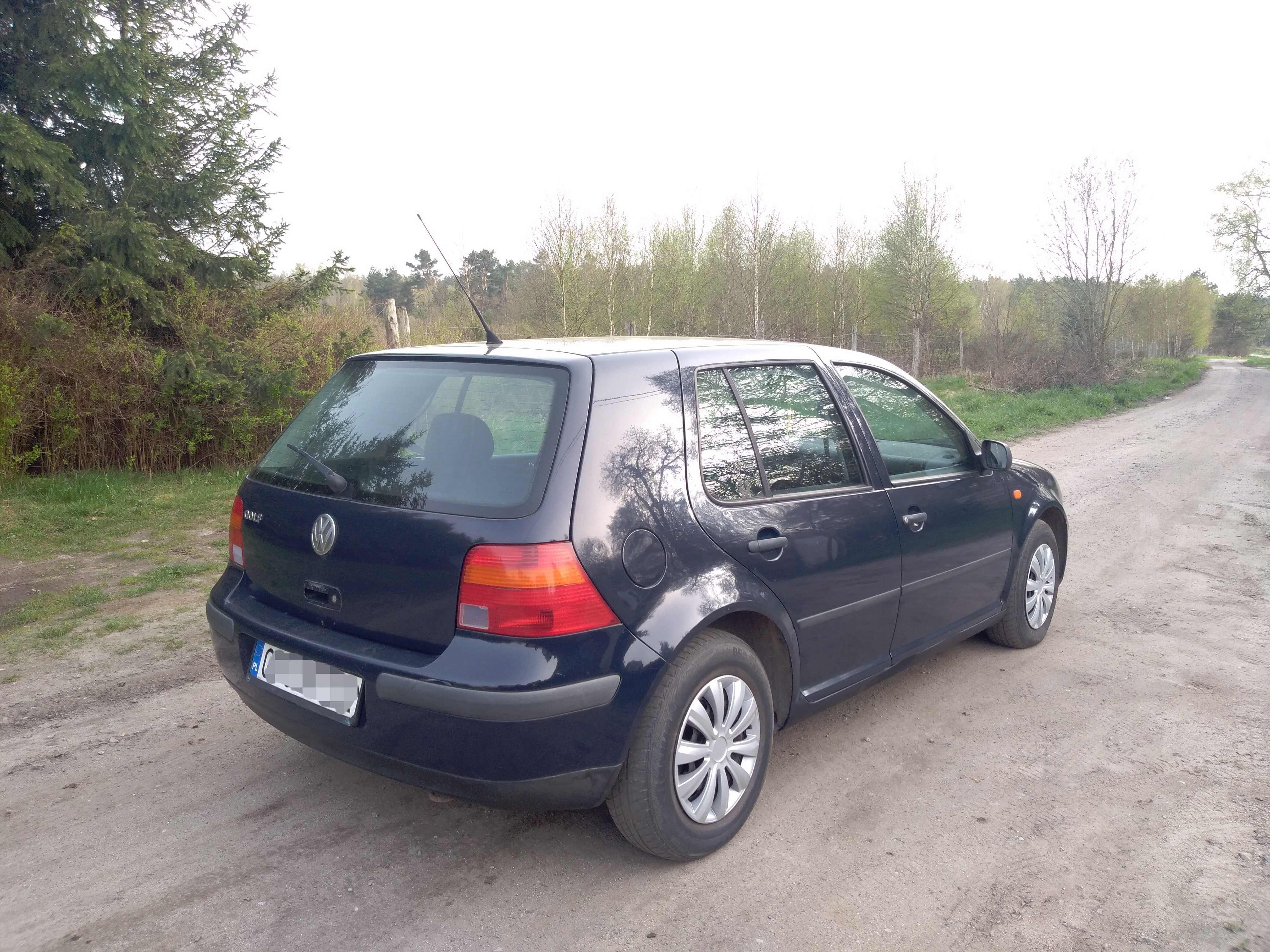 Volkswagen Golf IV 1.4 Benz 5 drzwi