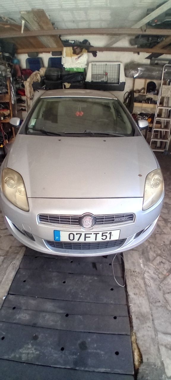Bravo 1.6 multijet 2008 para arranjar ou peças
