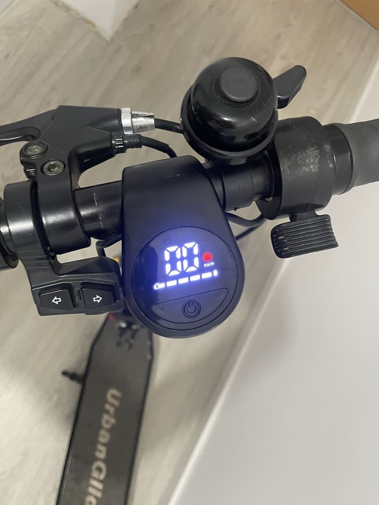 Trotinete Elétrica UrbanGlide Ride 85 Pro