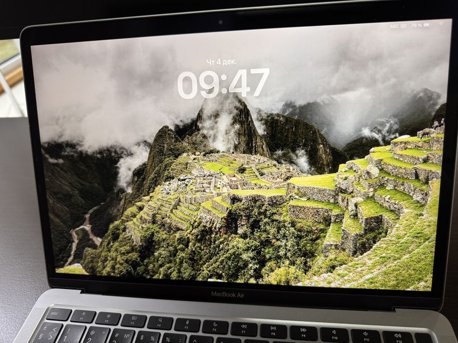 Ноутбук Apple MacBook Air M1 13.3'' 256Gb MGN63 Space Grey 2020