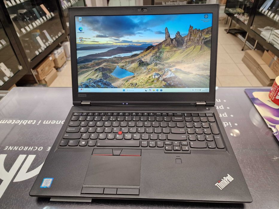 Lenovo Thinkpad P52/ i7-8850H/ 32GB/ 512GB/ P2000 4GB/ W11P/ 15.6" FHD