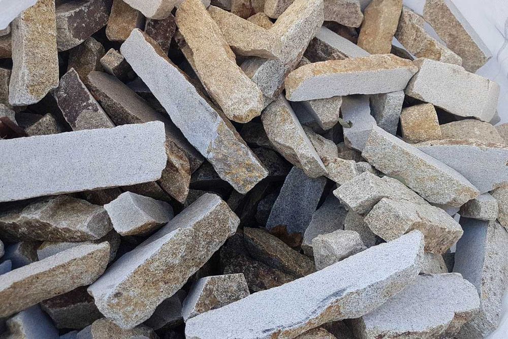 kamień na elewację ryska granit kamień ogrodowy ozdobny