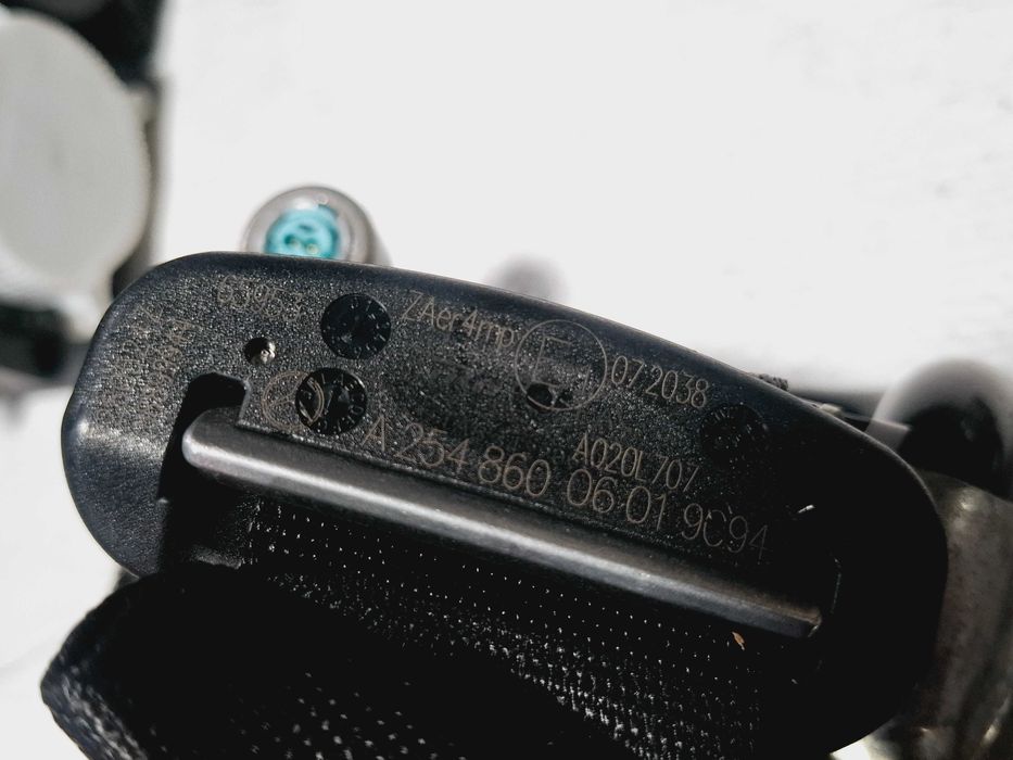 pasy pas bezpieczeństwa przód tył lewy prawy mercedes glc ii 2 2024 r