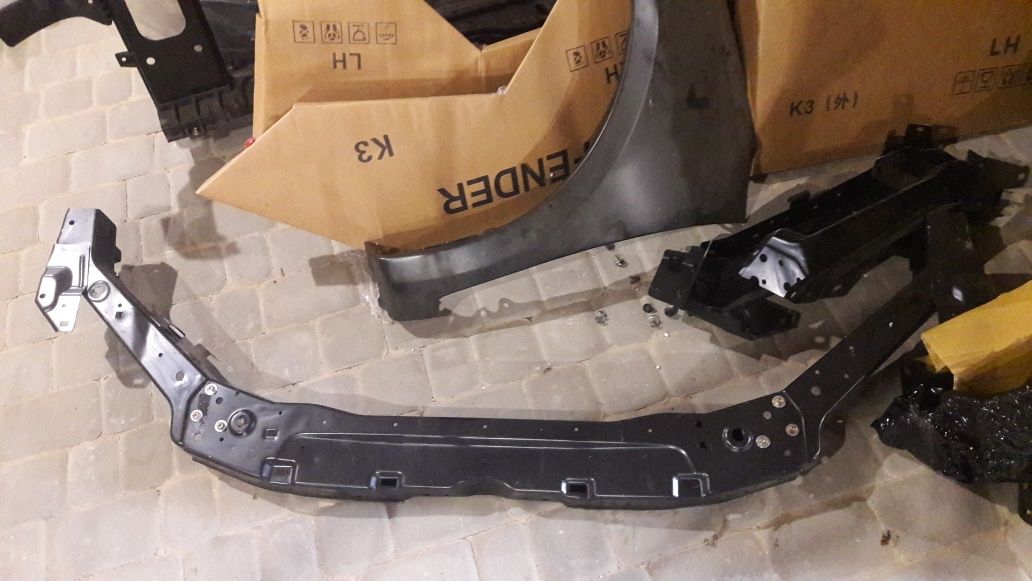 Бампер передний основной Jeep Grand Cherokee 2017 2018 2019 2020 2021