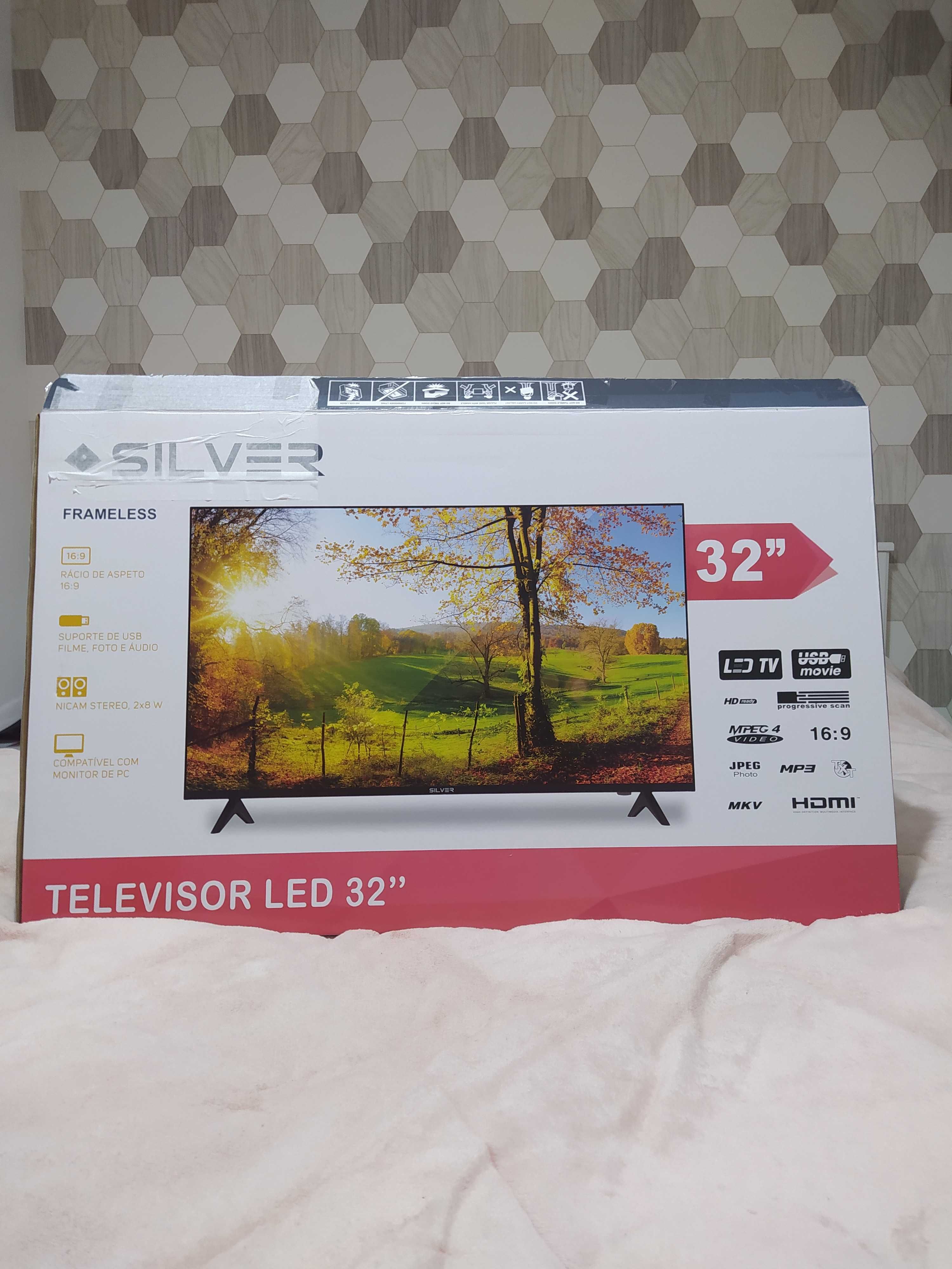 Televisor LED Silver 32