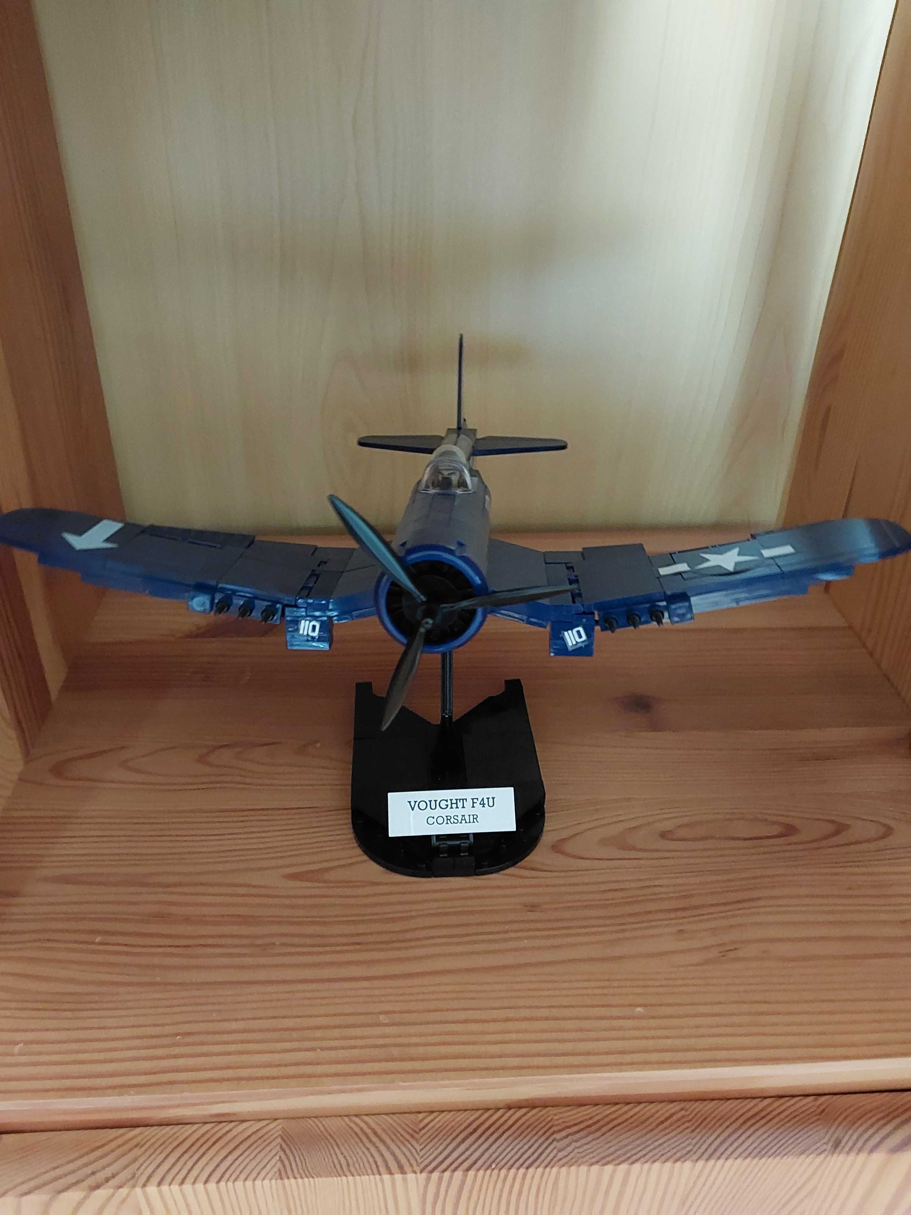 Cobi samolot Vought F4U Corsair