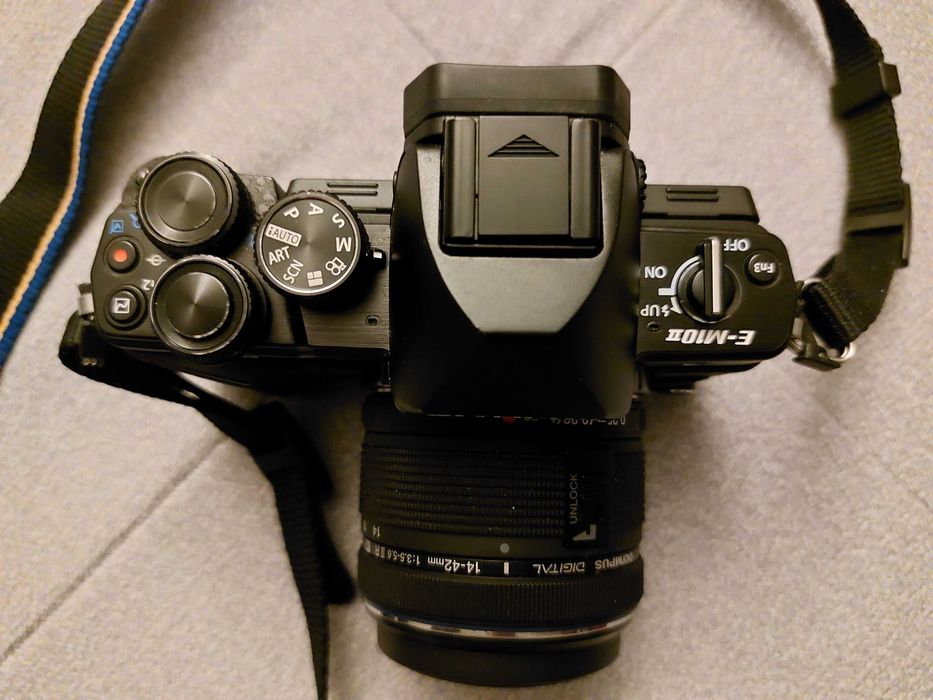 Aparat Olympus OM-D mark II