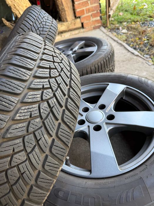 Koła Opony Alufelgi 215/65/r16 98H 5x112 Otwór 57.1 ET 40 Audi Skoda