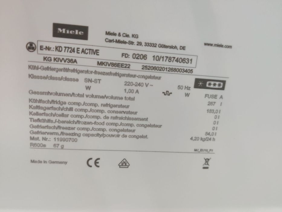 Вбудований холодильник Miele™ KD 7724 E ACTIVE. GERMANY. 2022рік.