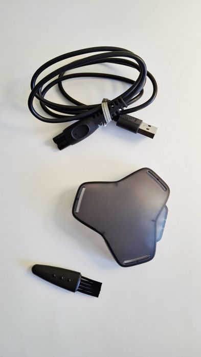 Електрична бритва Philips