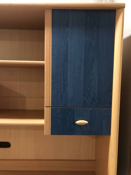 Стіл письмовий з надставкою + Книжний шкаф.