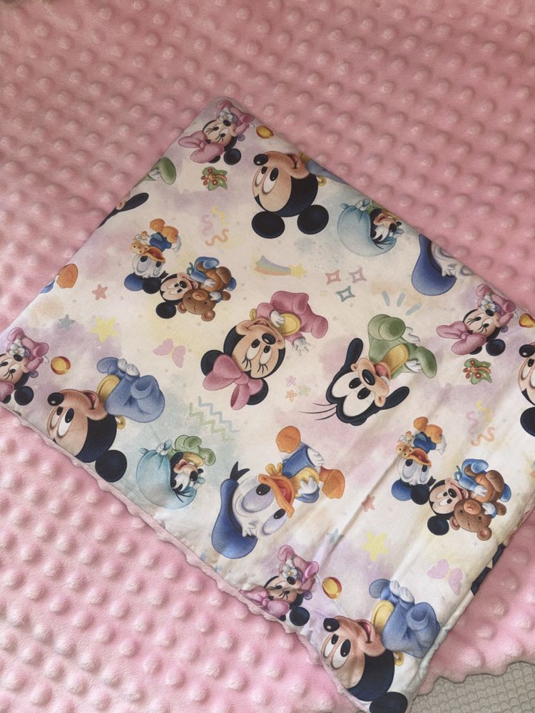 Sprzdeam kolderka i podszka myszka maki  i kocyk poduszka bambi