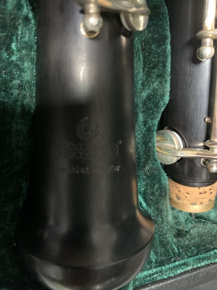 Oboe marca Jimbao