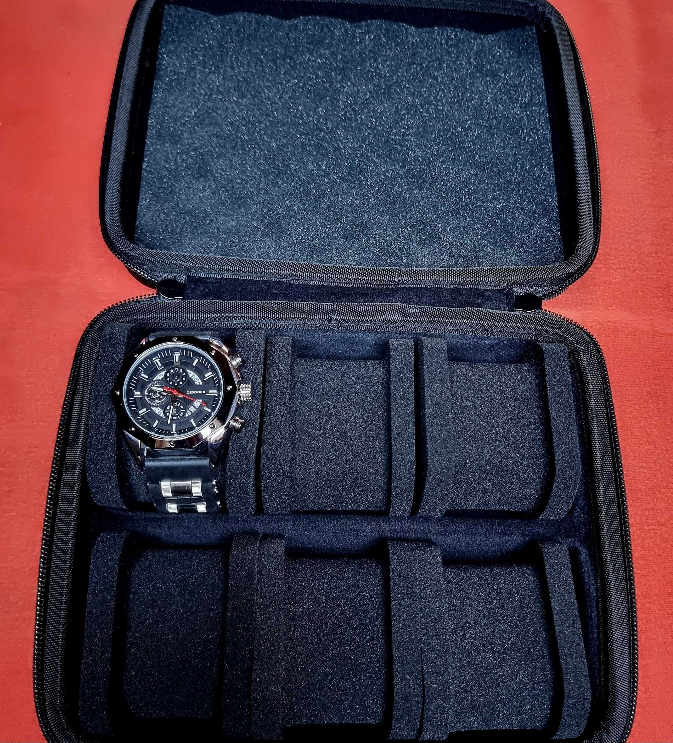 Vendo Caixa para 6 Relógios Nova acolchoada para viagem