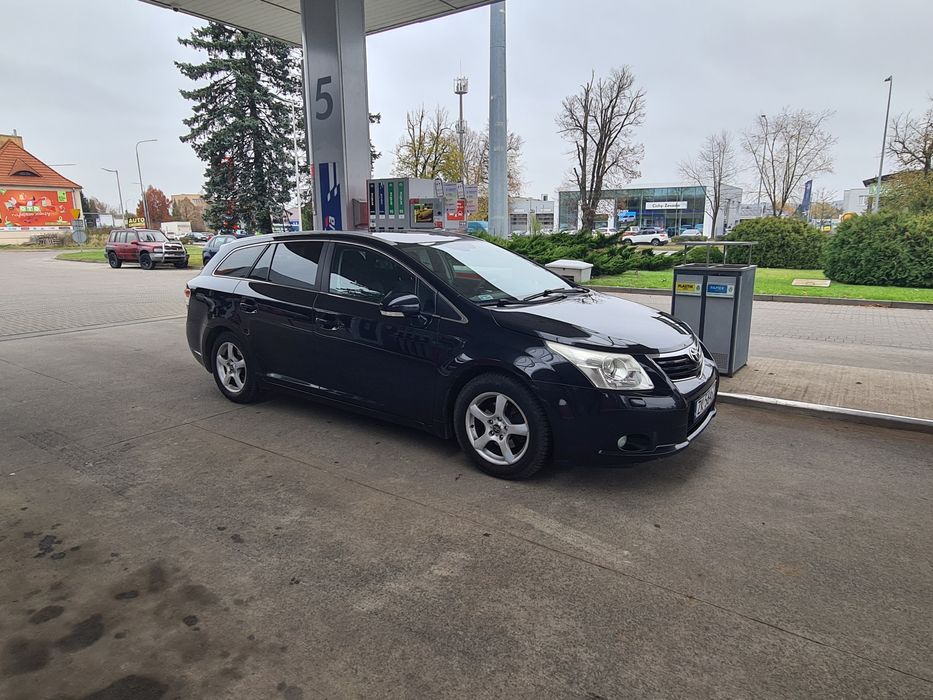Toyota AVENSIS T27 2.0 D4D Polecam