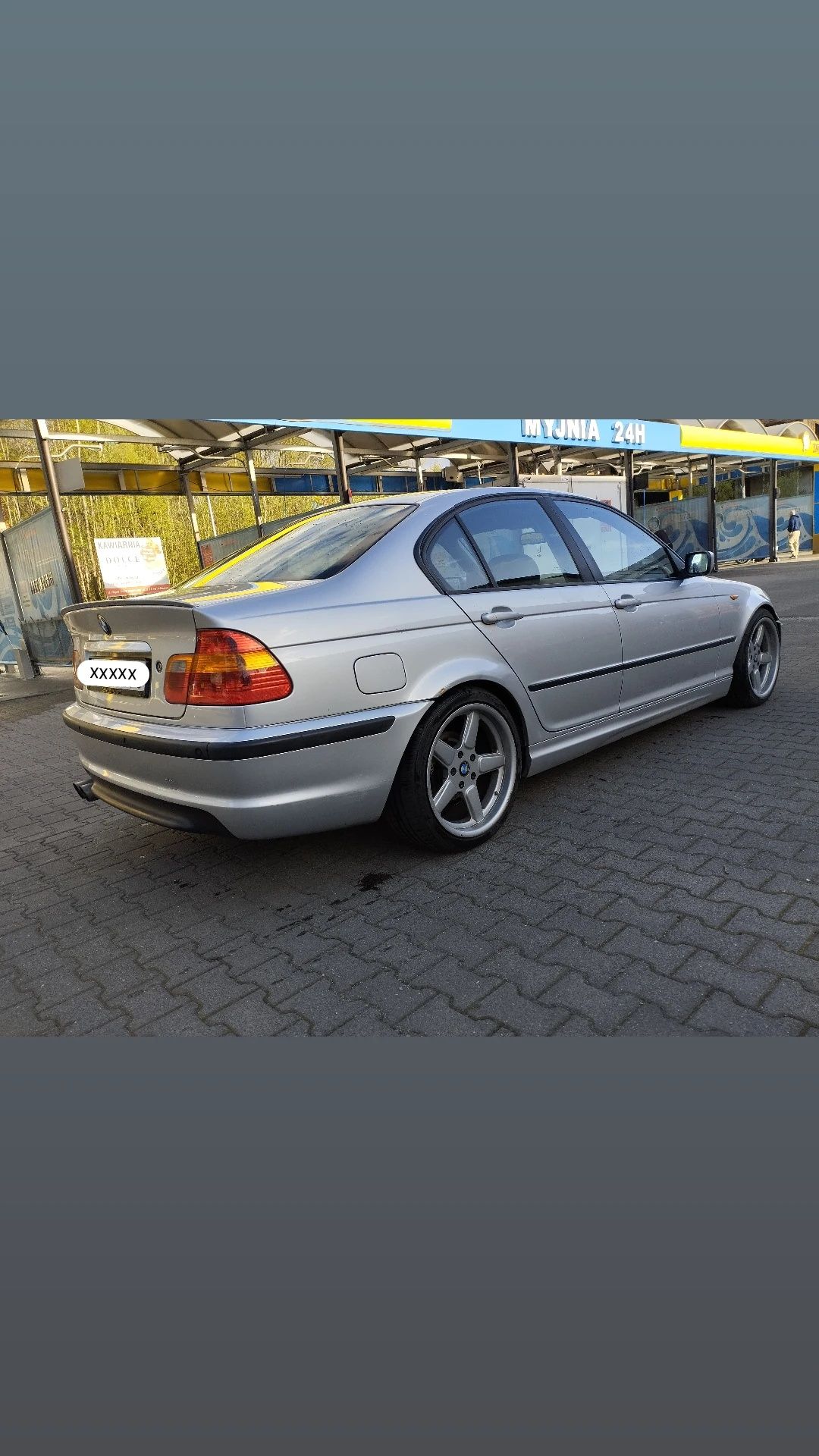 BMW E46 sedan polift