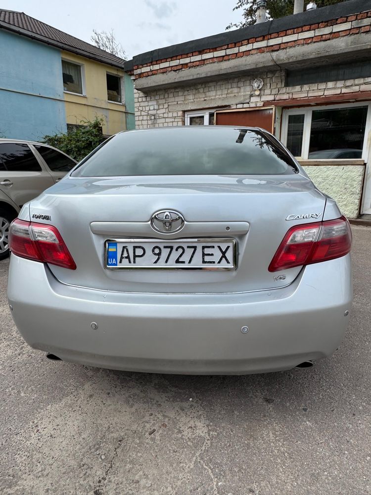 Продам Toyota Camry 3,5