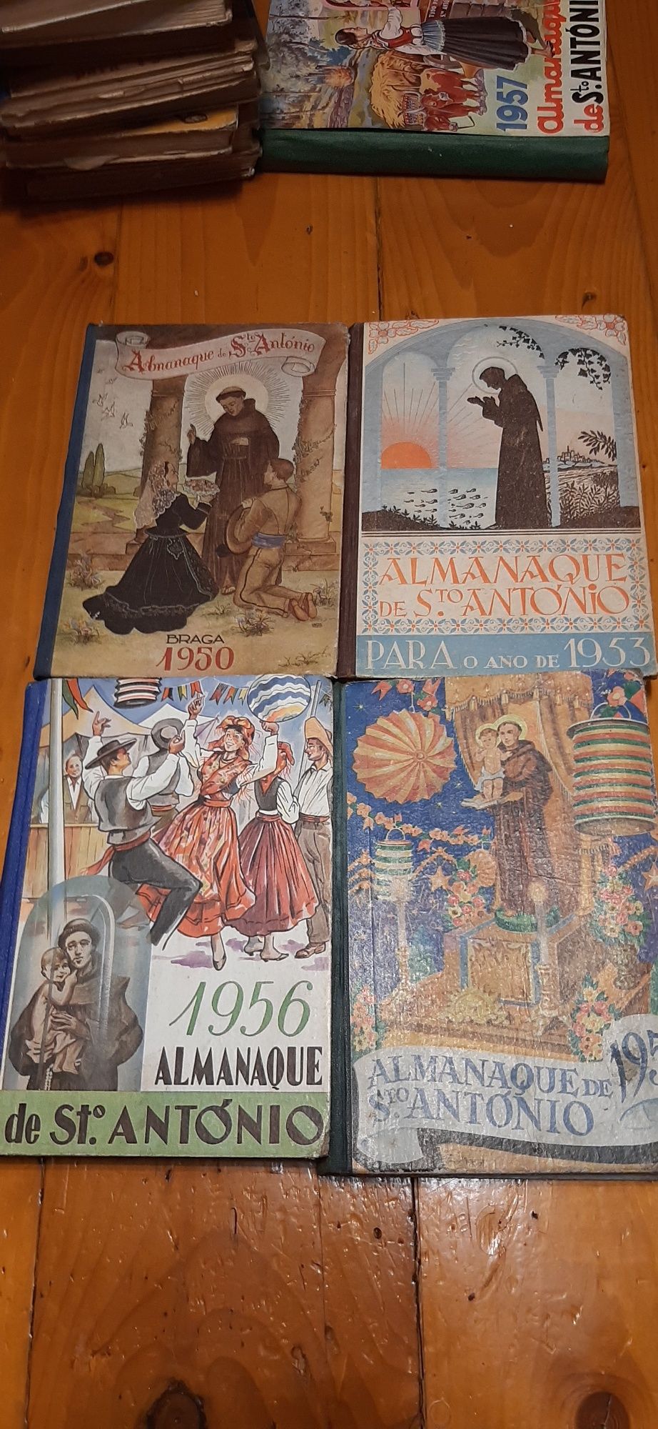 Antigos  Livros de Santo António em Excelente estado