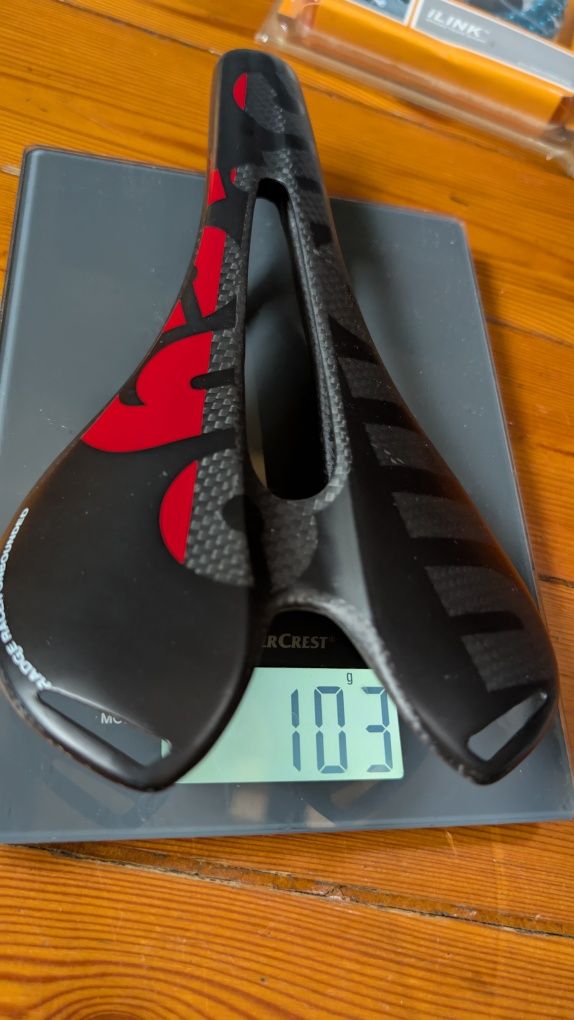 Siodełko rowerowe carbon!