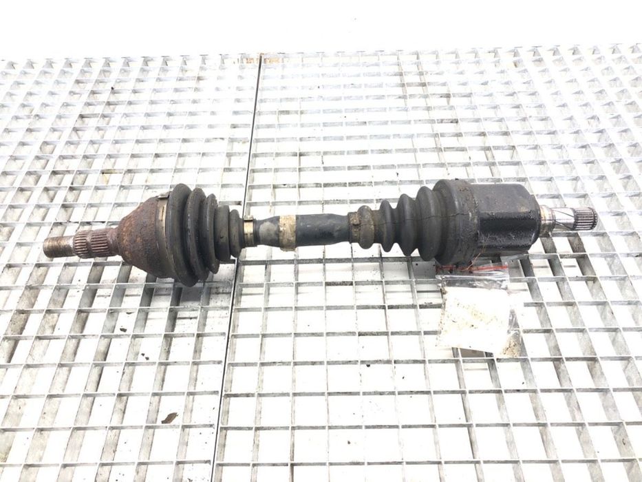 PÓŁOŚ LEWY PRZÓD - 85.00 PLN - FIAT CROMA (194_) 2005 - 2022 1.9 D Multijet (194AXB1B) 88 kW