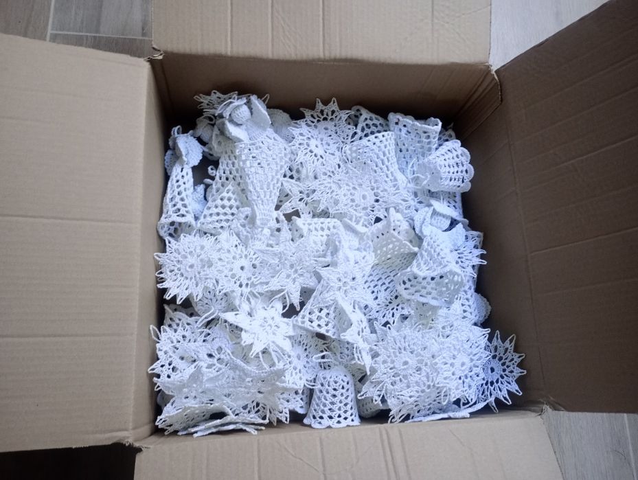 Ręczna robótka , ozdoby choinkowe