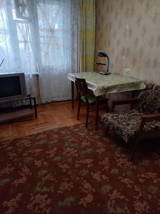 Сдам 1 ком.кв.Запорожского Казачества 3.500гр.