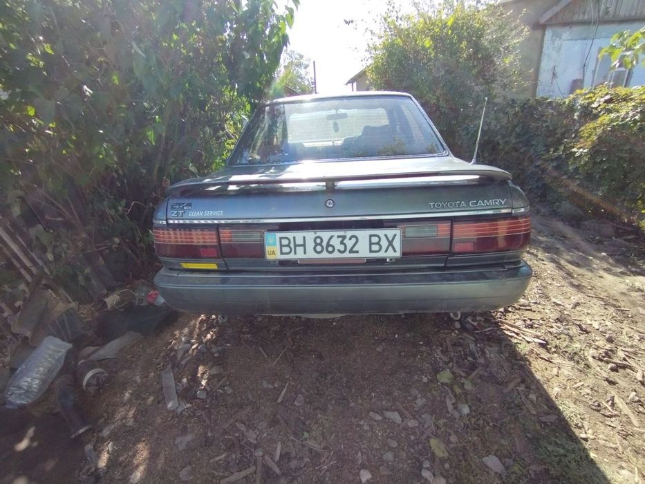 Продам тайоту Камри 1,8 автомат