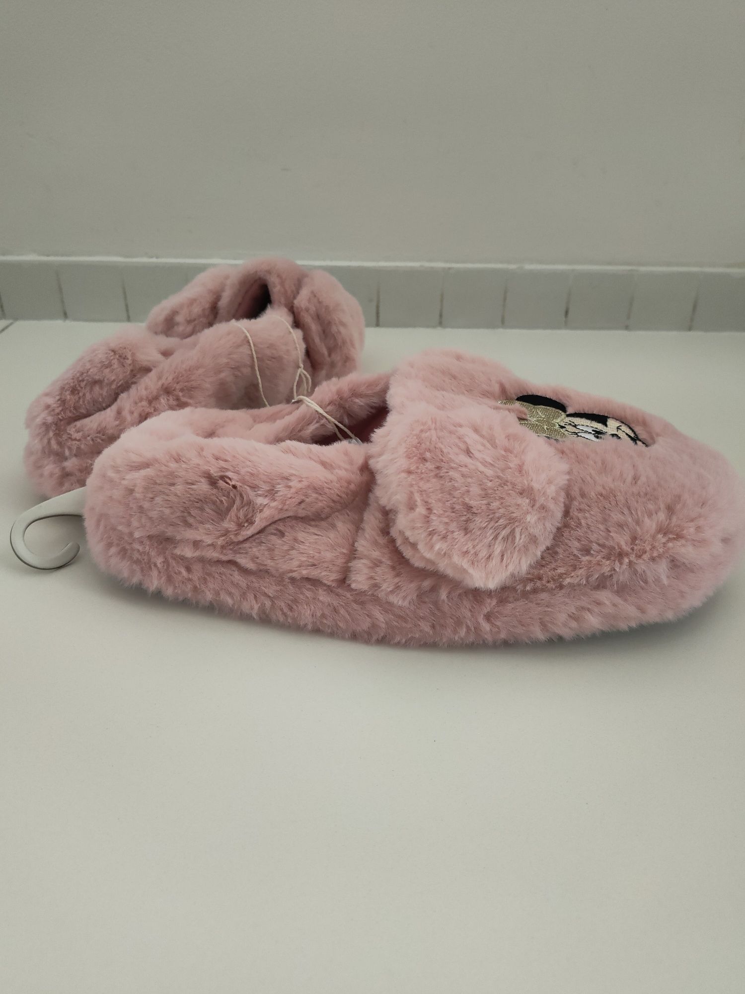 Kapcie dziewczęce Reserved Myszka Minnie 37/38 Nowe