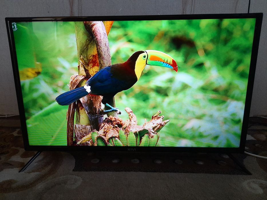 Телевизор HD KIVI модель 32H5 + SMART приставка