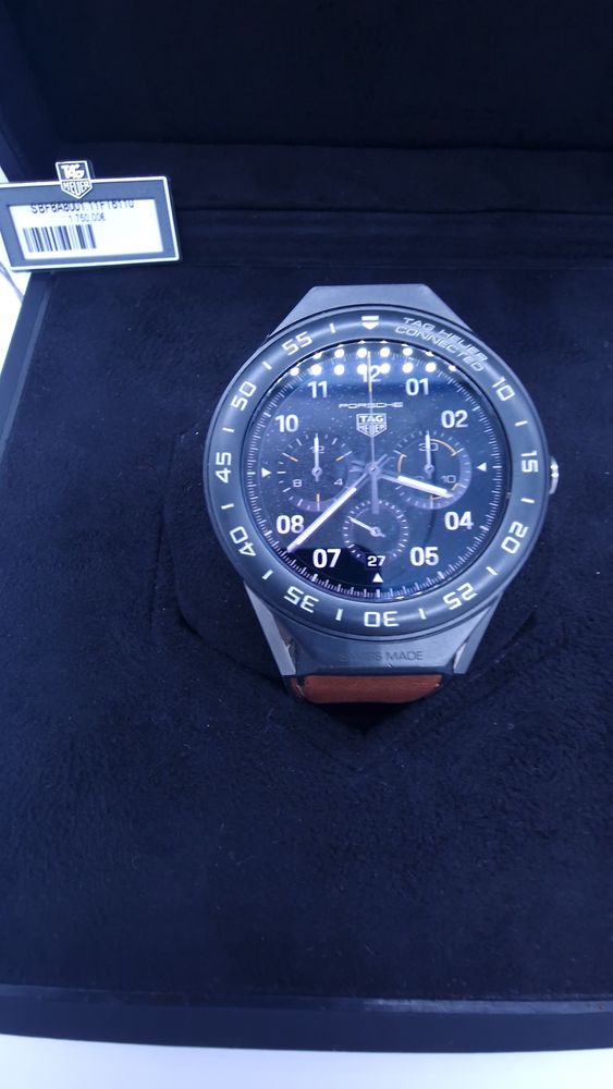TAG Heuer Connected Swiss Made
