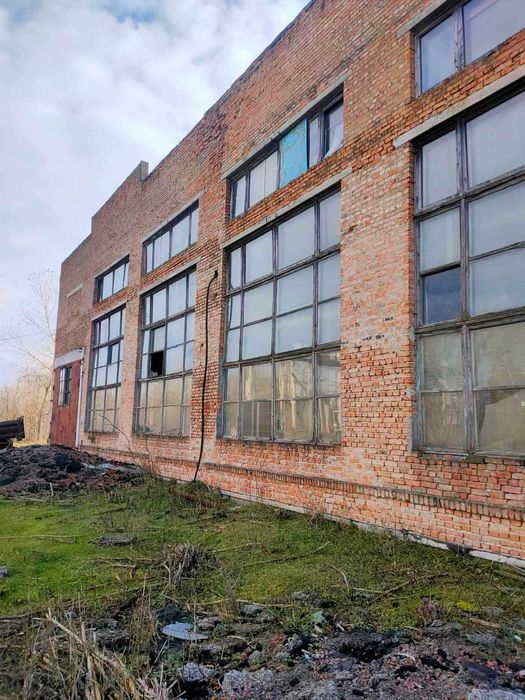 Продаж адміністративно-промислового комплексу