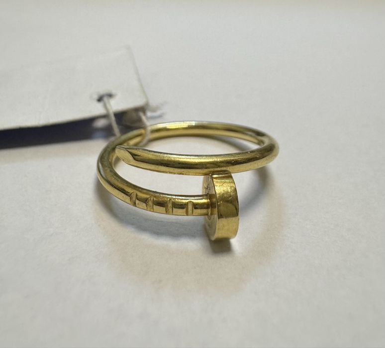 Золотое кольцо cartier