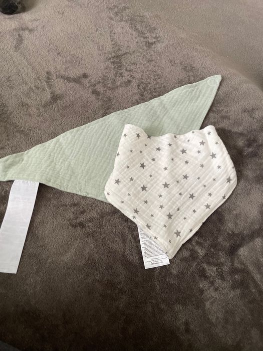 Муслінові слюнявчики