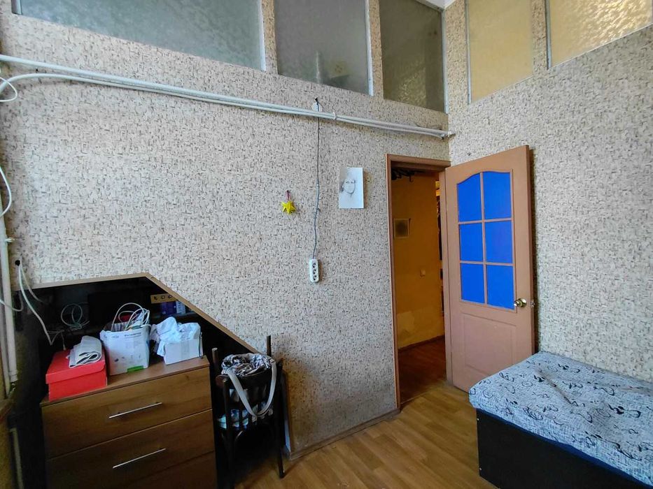 Продам 1 к. квартиру в Центре в жилом состоянии