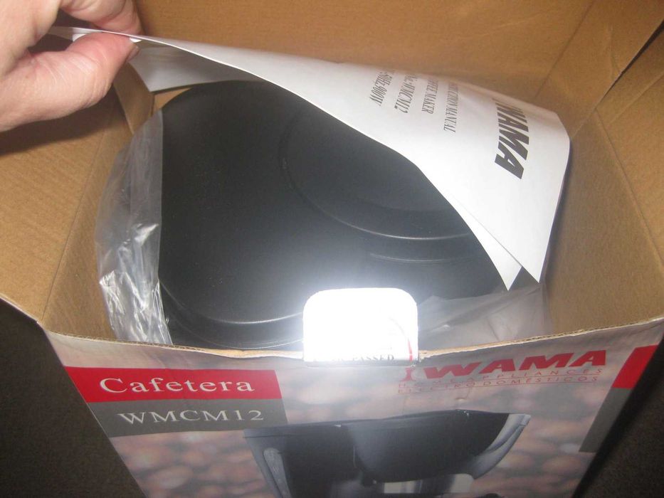Cafeteira Eléctrica da "Wama"/Nova e Embalada!