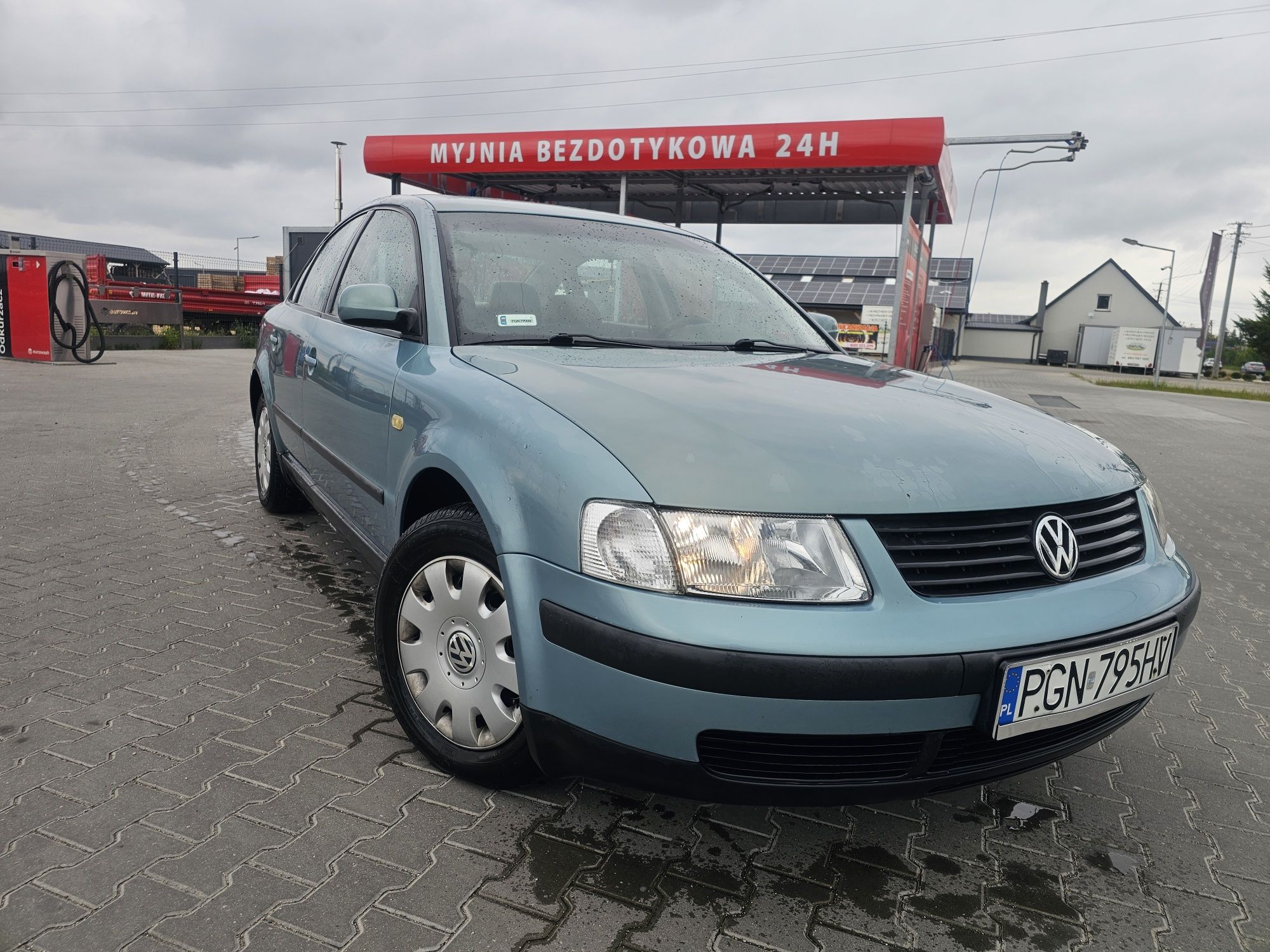 Vw Passat 1.6LPG Klimatyzacja Szyberdach w pełni sprawny