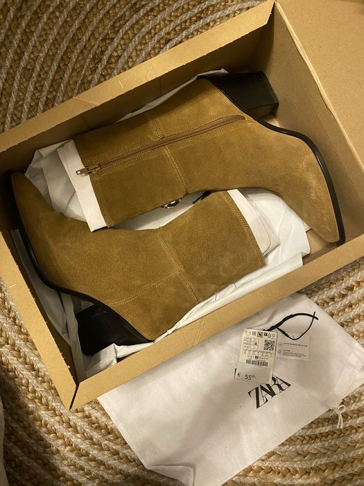 Черевики козаки Zara. 38 розмір
