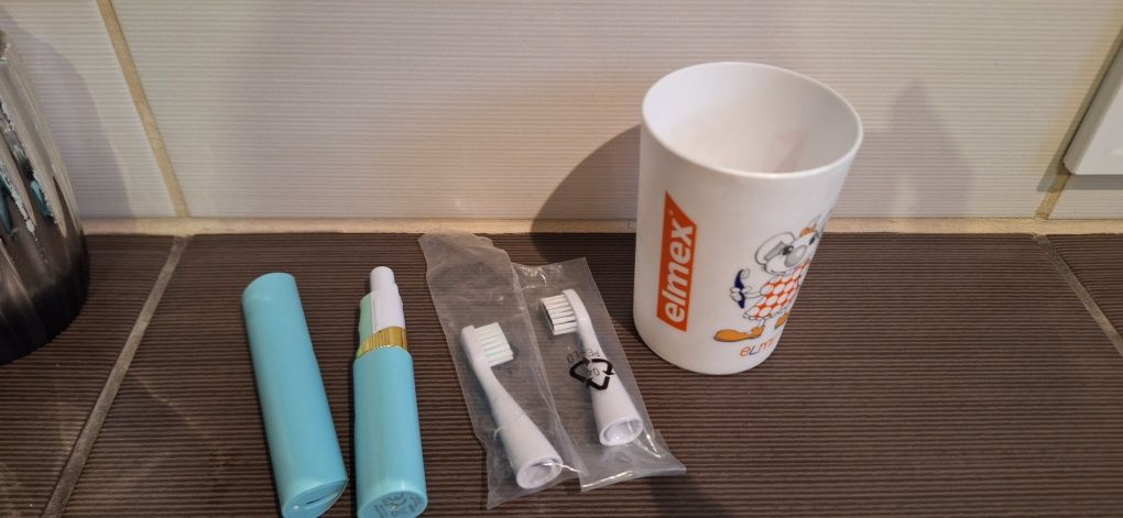VITAMMY Luna+  Szczoteczka soniczna, turkusowa