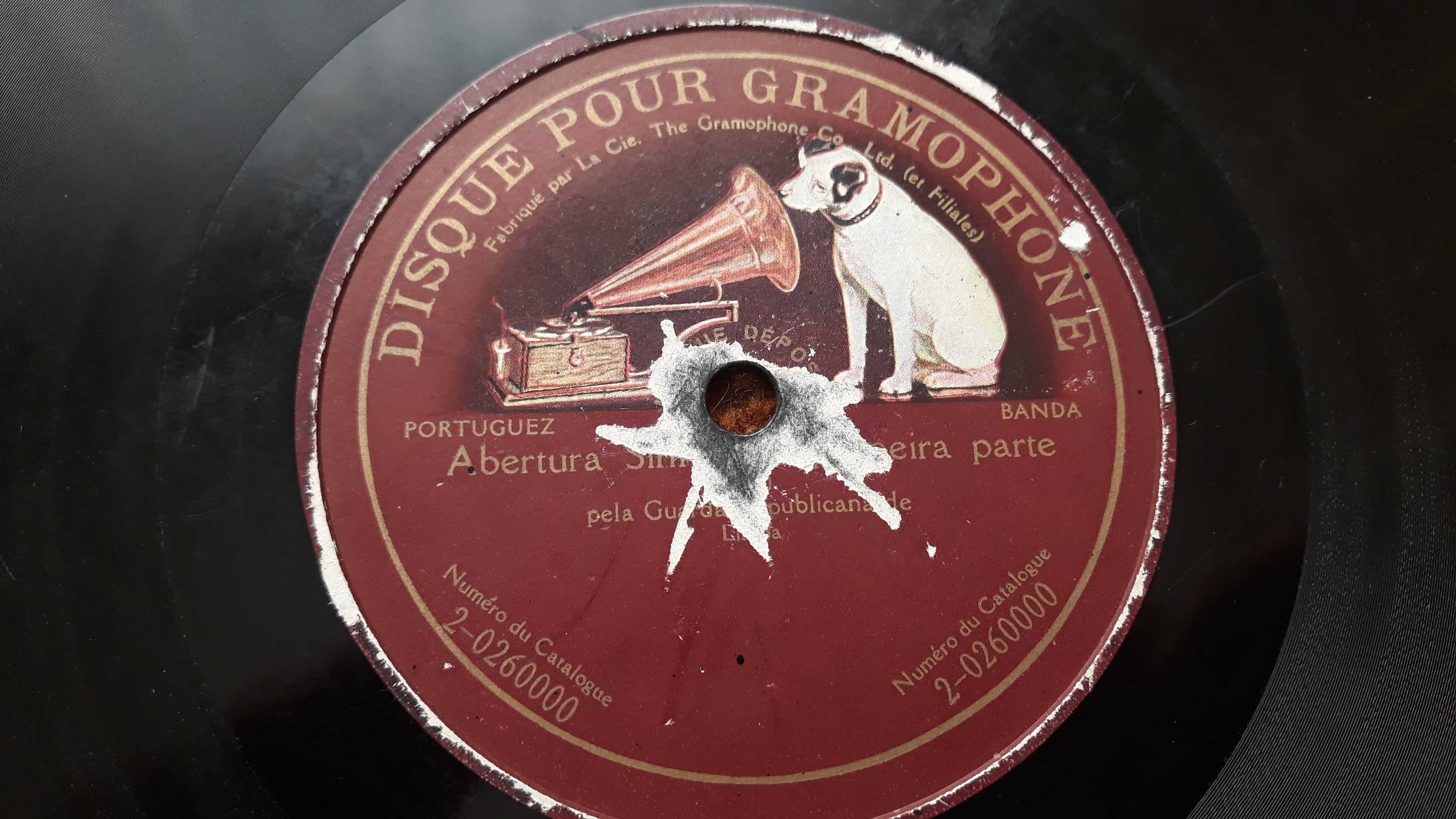 J. Fernandes Fão + G.N.R. de Lisboa - Monarch Record Gramophone