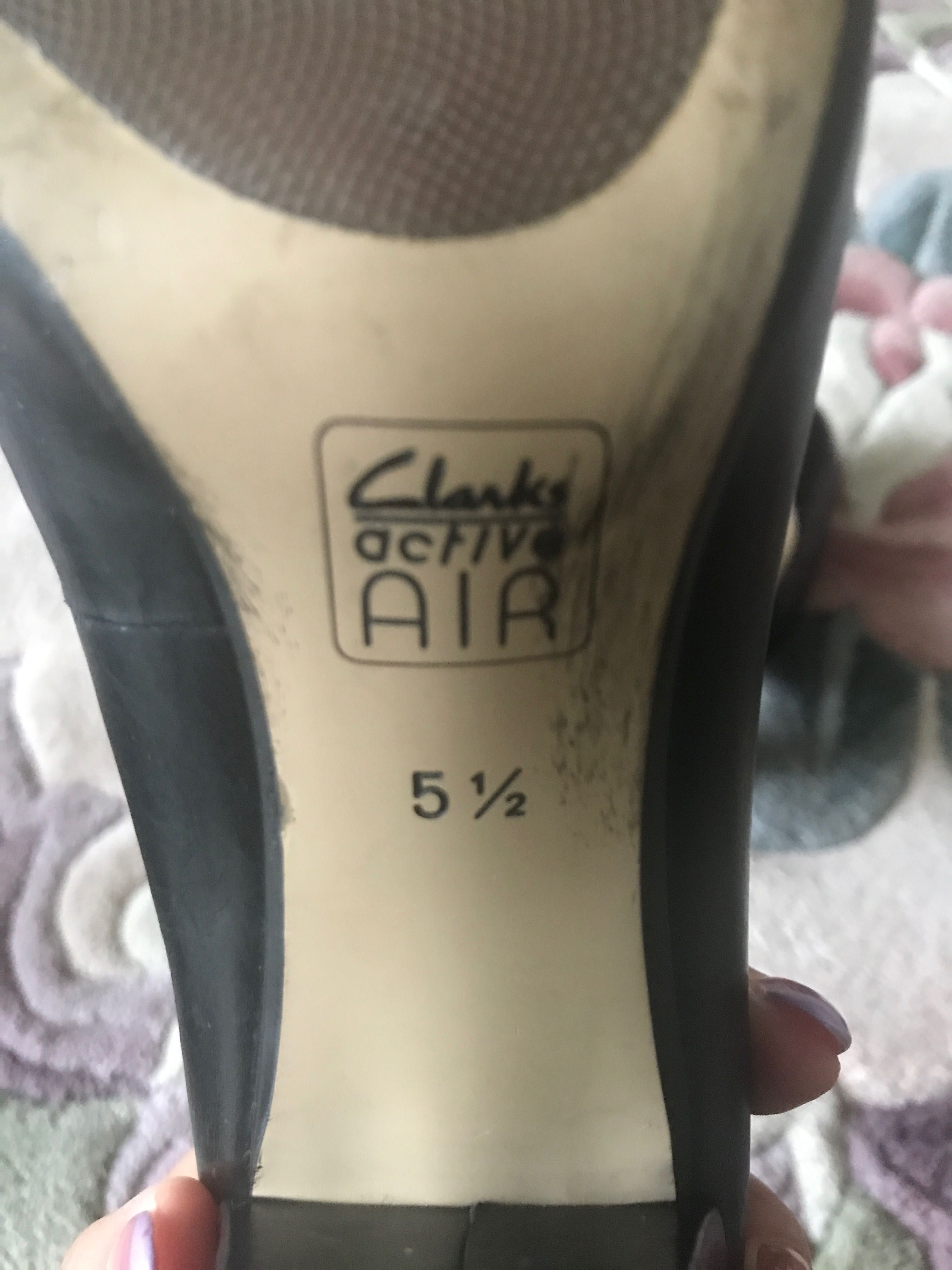 Шкіряні туфлі Clark’s active air