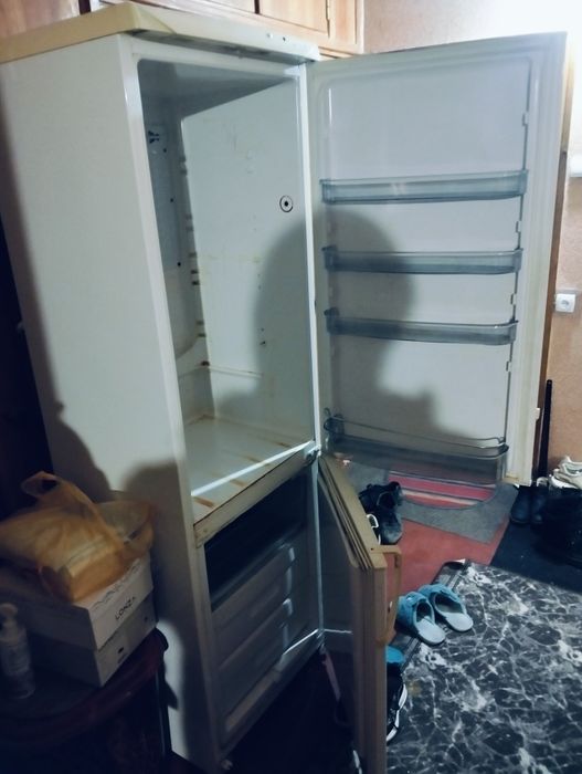 холодильники 2 штуки