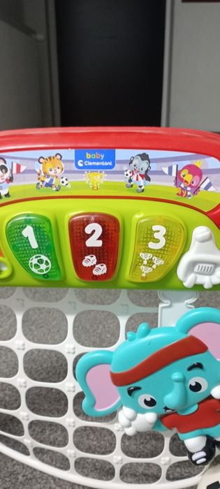 Interaktywna bramka Clementoni