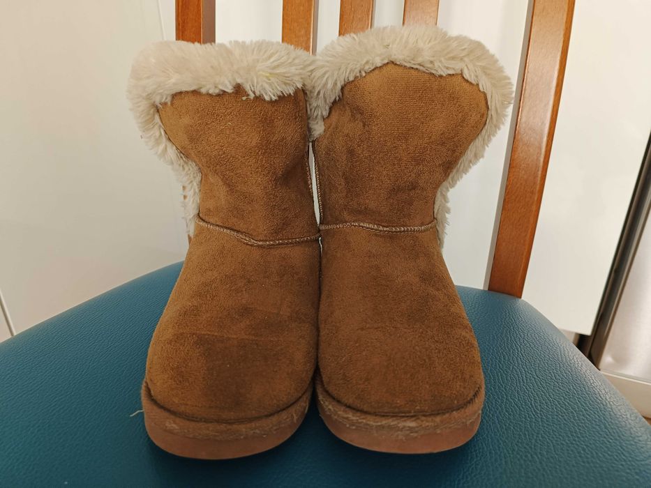 Botas com pelo Nº 37