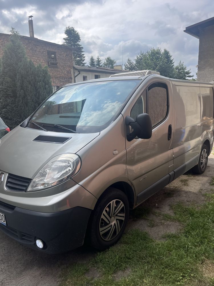 Renault Trafic chłodnia po serwisie 4 stopnie