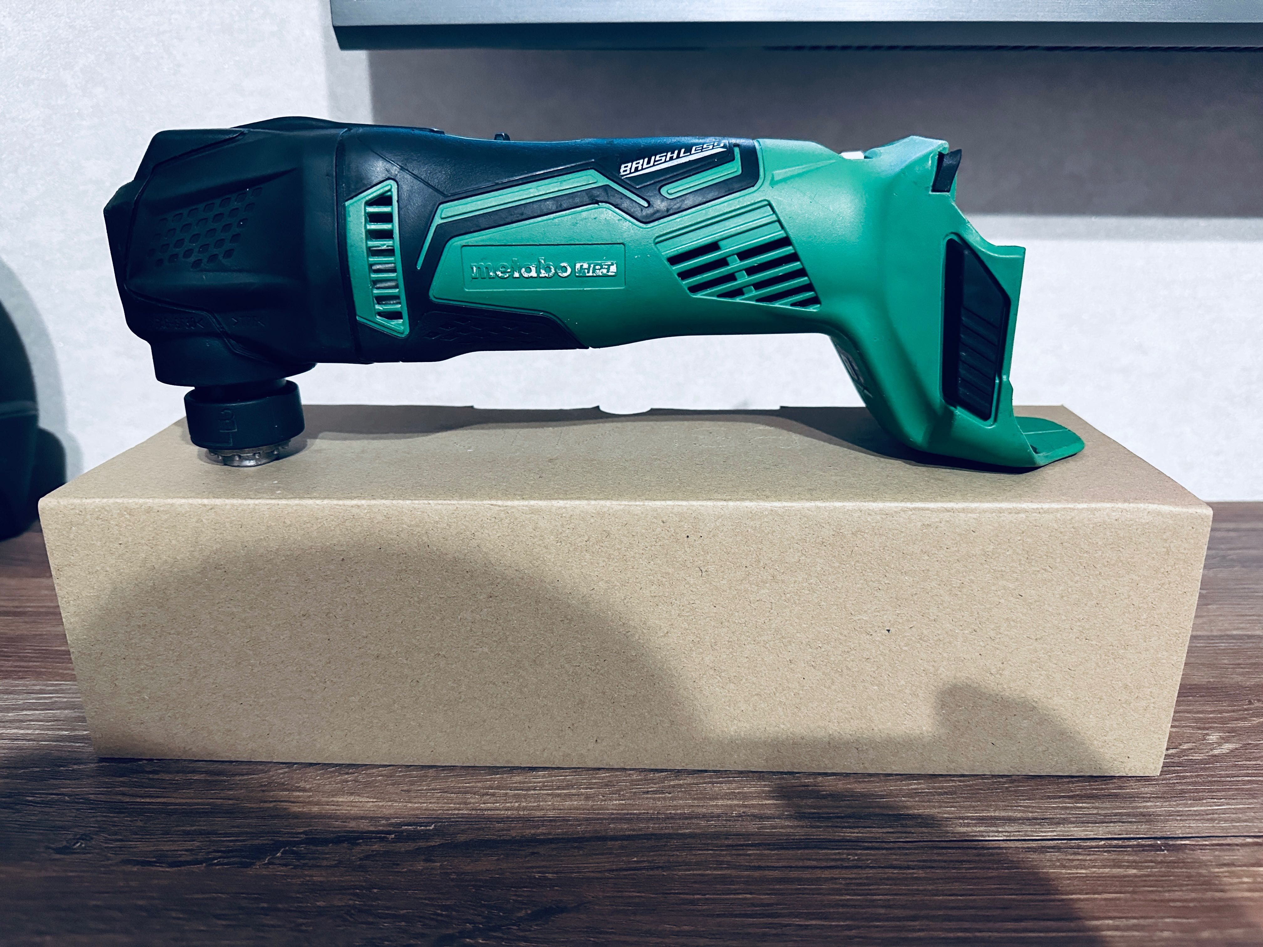 Реноватор HPT Metabo CV 18DBL