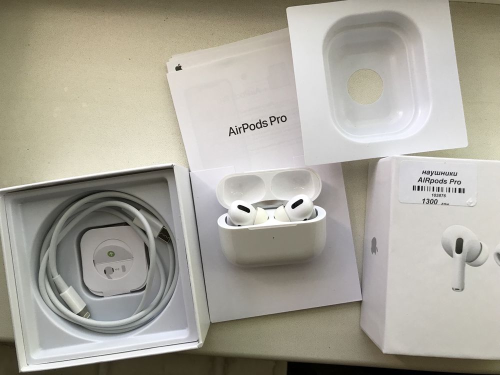 Навушники Apple Airpods Pro