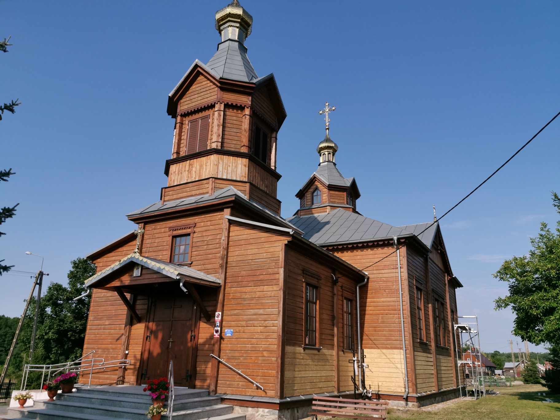 Malowanie dachów, konstrukcji, Prace wysokościowe, Wycinka drzew,