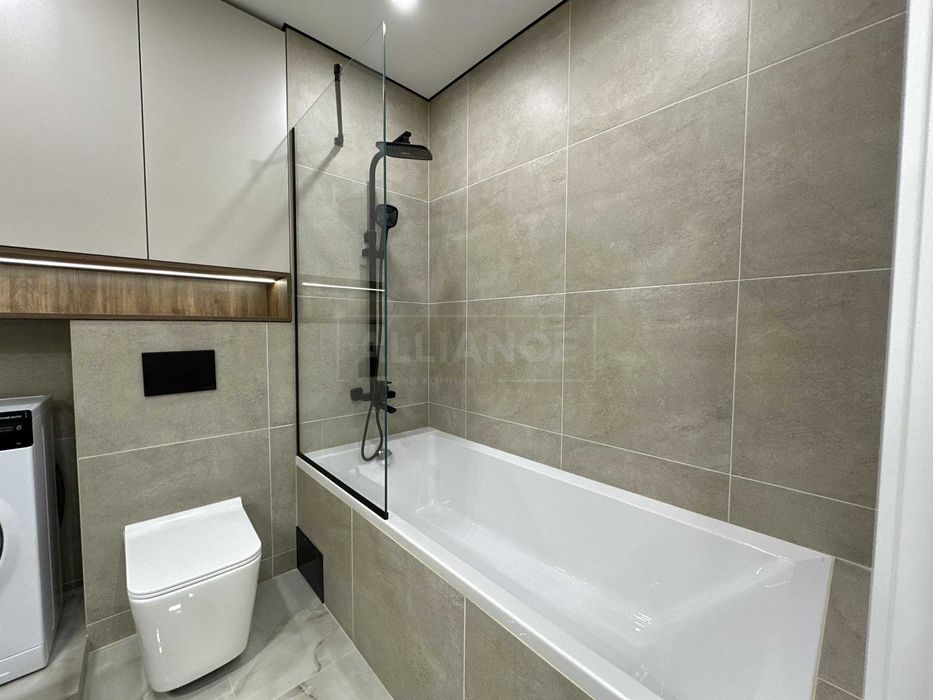 1к квартира! Заходь і живи.