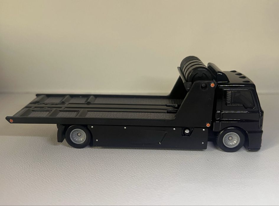 Hot Wheels team transport premium