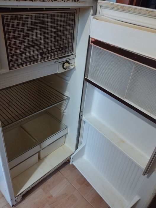 Ссср холодильник неробочий Мінськ 10, вінтаж, ретро